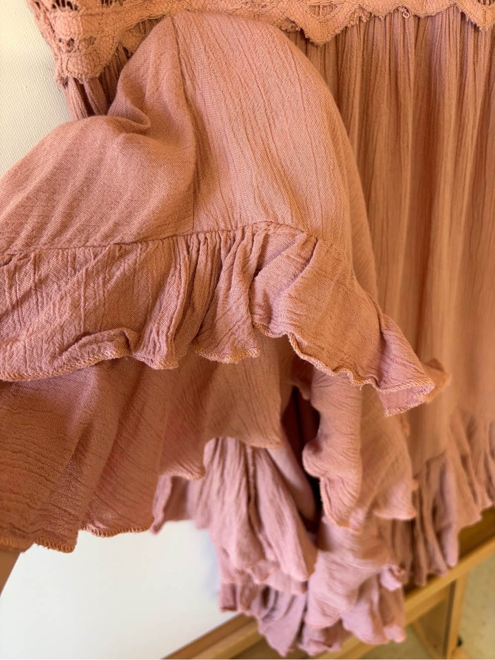 Free People FP ONE Adella Slip Dress Rose Pink Lace Ruffle Boho Mini Size Small - Picture 3 of 7
